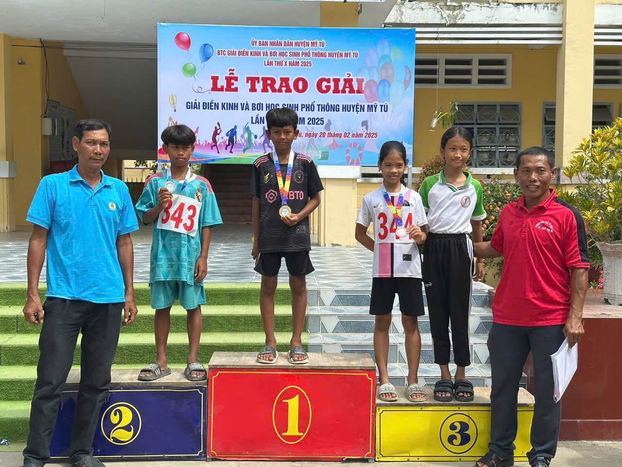 Trường Tiểu học Thuận Hưng C tham gia Giải điền kinh và bơi học sinh phổ thông lần thứ X năm 2025.